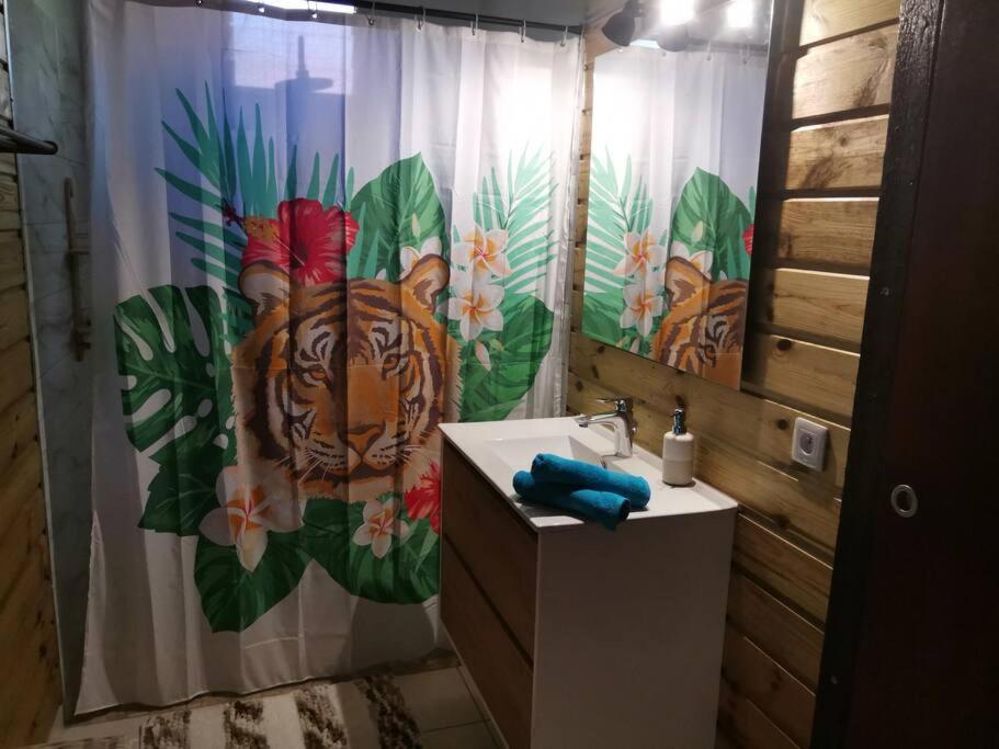 Blue Marlin Bungalow Neuf 4 Personnes Bouillante Eksteriør bilde